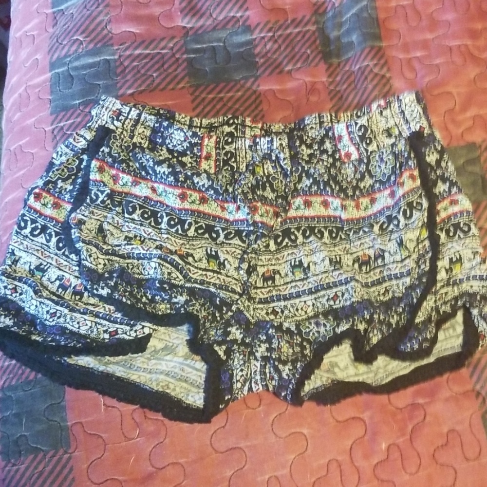 Pull on shorts